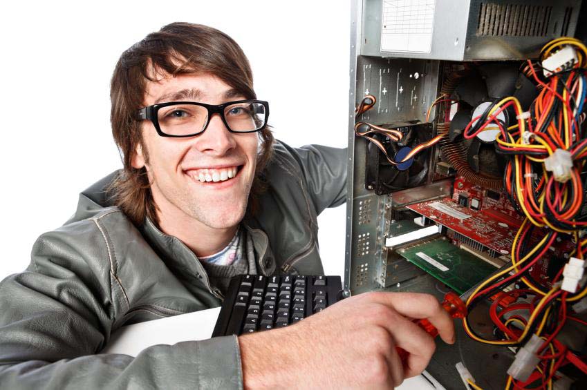 Мастер по ремонту компьютеров в Электростали