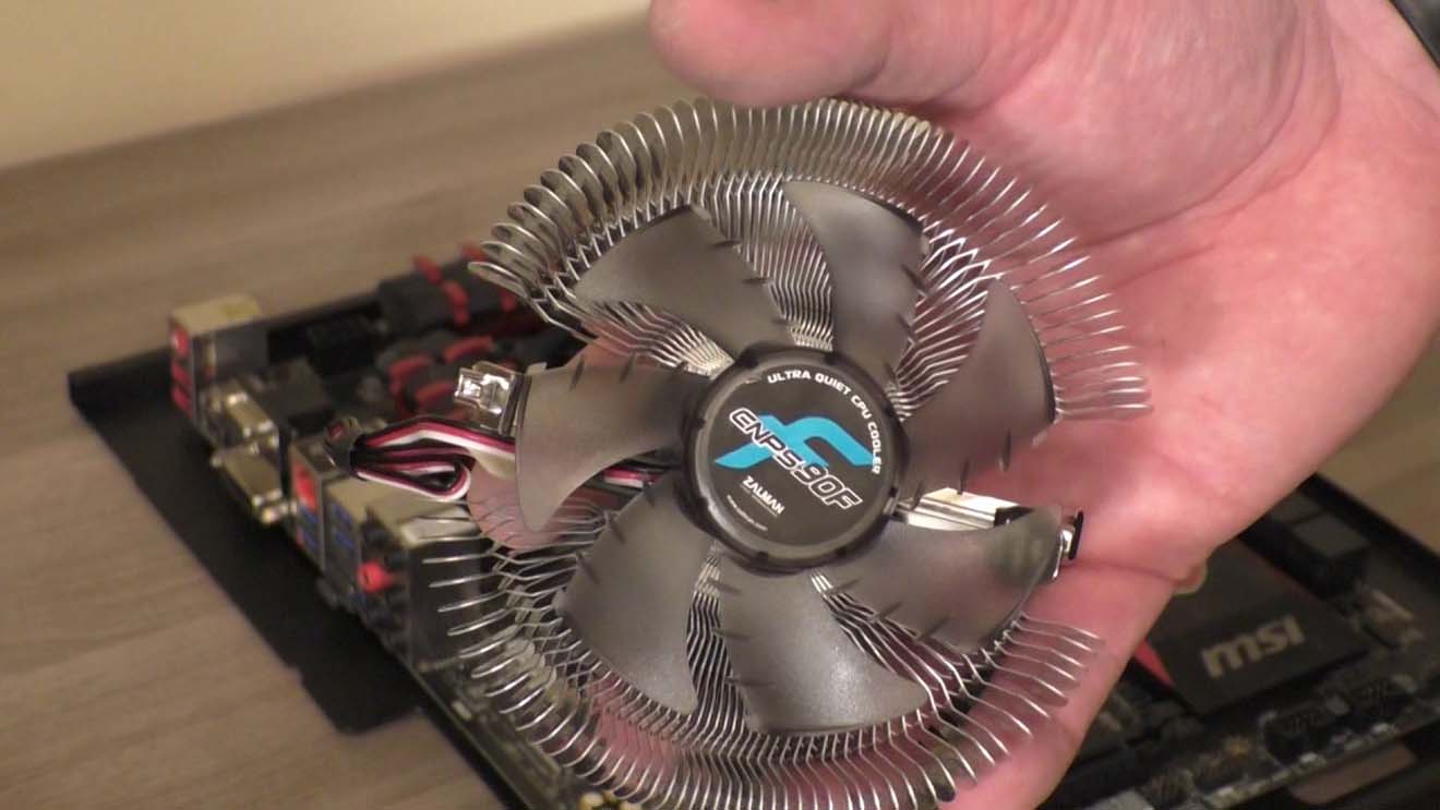 Замена вентилятора на компьютере в Электростали